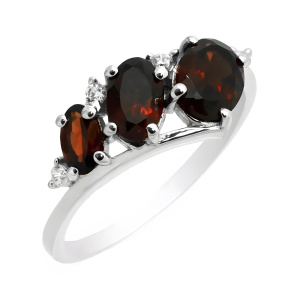 Кольцо из серебра 925 пробы с гранатом EVORA 644933